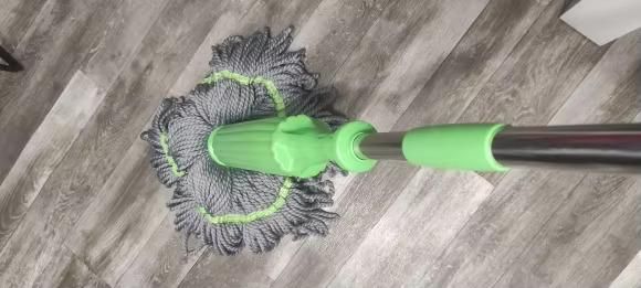AquaTwirl™ - Automatic Twist Mop for Effortless Floor Cleaning